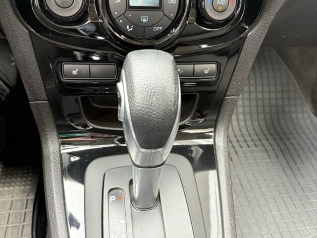 Черный Форд Фиеста, объемом двигателя 1.6 л и пробегом 180 тыс. км за 7999 $, фото 21 на Automoto.ua