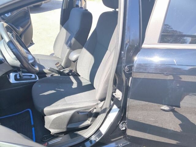 Черный Форд Фиеста, объемом двигателя 1.6 л и пробегом 150 тыс. км за 7000 $, фото 5 на Automoto.ua