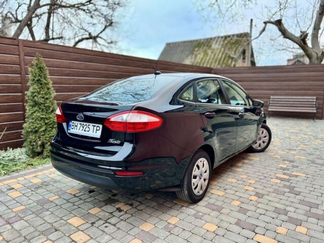 Черный Форд Фиеста, объемом двигателя 1.6 л и пробегом 123 тыс. км за 6300 $, фото 1 на Automoto.ua