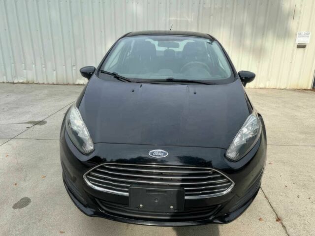 Черный Форд Фиеста, объемом двигателя 1.6 л и пробегом 75 тыс. км за 5100 $, фото 1 на Automoto.ua