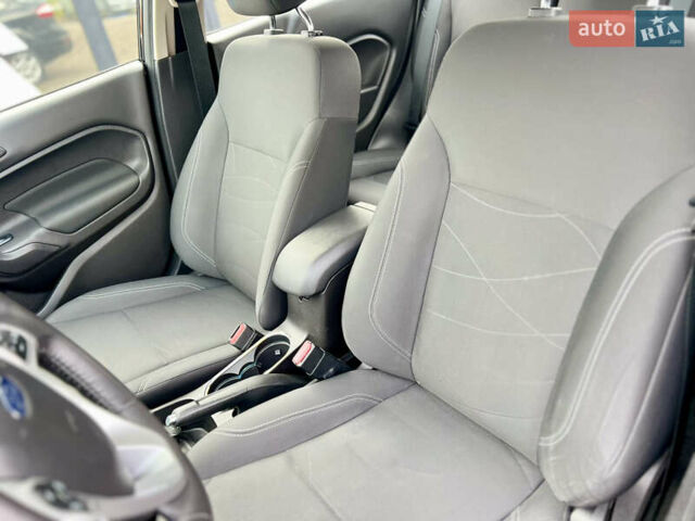 Форд Фиеста 2016 в Киеве на Automoto.ua Черный Форд Фиеста, объемом двигателя 1.6 л и пробегом 117 тыс. км за 8300 $, фото 31 на Automoto.ua