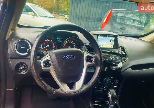 Чорний Форд Фієста, об'ємом двигуна 1.6 л та пробігом 140 тис. км за 8000 $, фото 2 на Automoto.ua