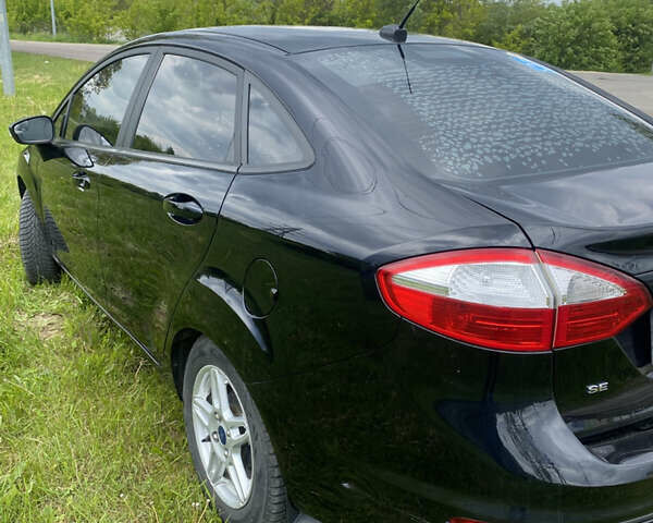 Черный Форд Фиеста, объемом двигателя 1.6 л и пробегом 47 тыс. км за 7200 $, фото 4 на Automoto.ua