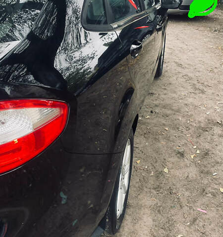 Чорний Форд Фієста, об'ємом двигуна 1.6 л та пробігом 140 тис. км за 8000 $, фото 6 на Automoto.ua