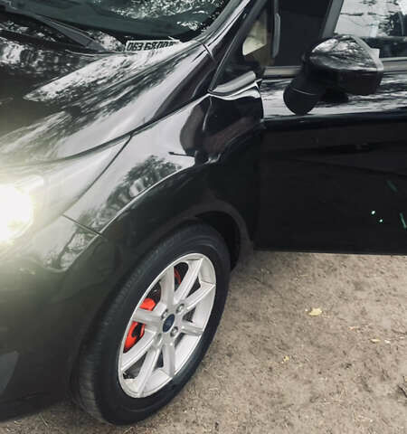 Чорний Форд Фієста, об'ємом двигуна 1.6 л та пробігом 140 тис. км за 8000 $, фото 13 на Automoto.ua