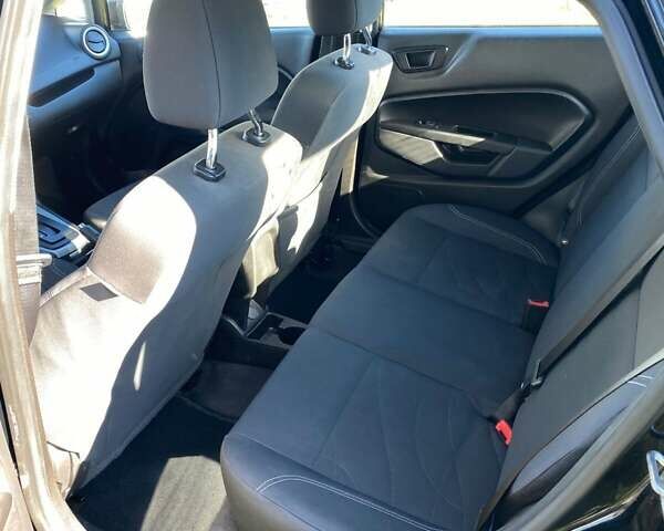 Черный Форд Фиеста, объемом двигателя 1.6 л и пробегом 115 тыс. км за 8700 $, фото 2 на Automoto.ua