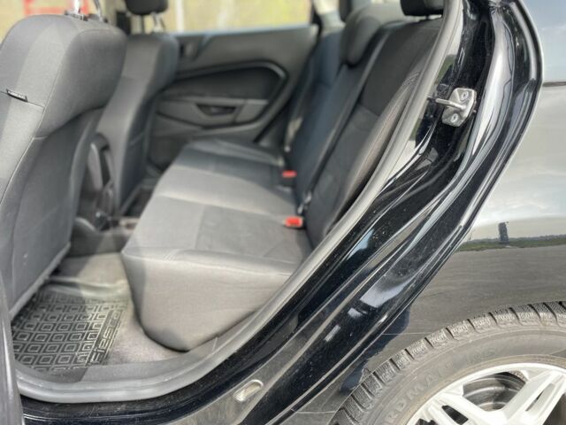 Черный Форд Фиеста, объемом двигателя 1.6 л и пробегом 97 тыс. км за 6777 $, фото 16 на Automoto.ua