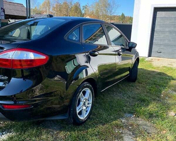 Черный Форд Фиеста, объемом двигателя 1.6 л и пробегом 115 тыс. км за 8700 $, фото 7 на Automoto.ua