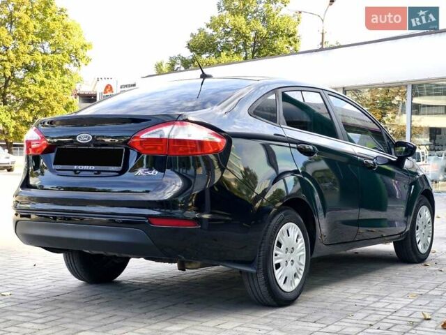 Форд Фиеста 2018 в Днепре (Днепропетровске) на Automoto.ua Черный Форд Фиеста, объемом двигателя 1.6 л и пробегом 73 тыс. км за 8650 $, фото 5 на Automoto.ua