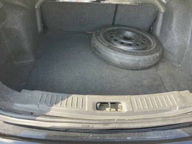 Черный Форд Фиеста, объемом двигателя 1.6 л и пробегом 97 тыс. км за 6777 $, фото 9 на Automoto.ua