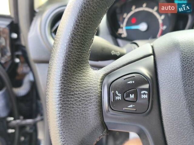 Форд Фиеста 2018 в Днепре (Днепропетровске) на Automoto.ua Черный Форд Фиеста, объемом двигателя 1.6 л и пробегом 73 тыс. км за 8650 $, фото 17 на Automoto.ua