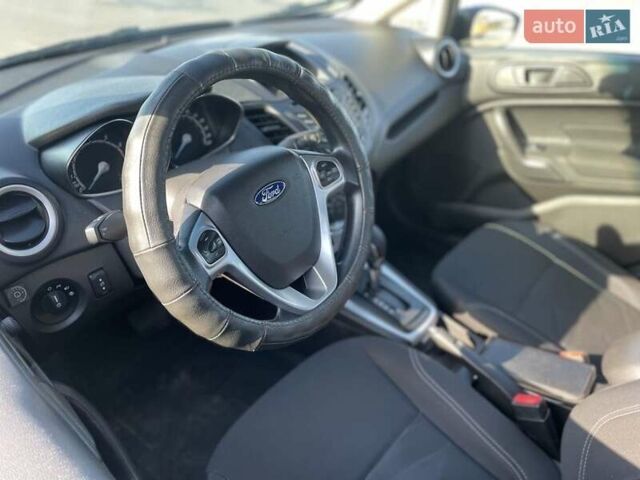 Черный Форд Фиеста, объемом двигателя 1.6 л и пробегом 97 тыс. км за 6777 $, фото 14 на Automoto.ua