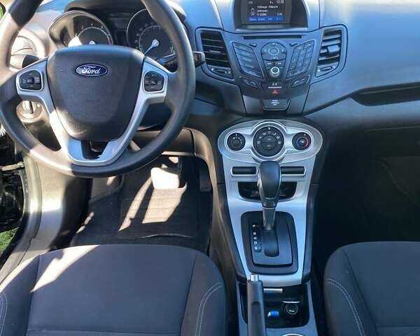 Черный Форд Фиеста, объемом двигателя 1.6 л и пробегом 115 тыс. км за 8700 $, фото 15 на Automoto.ua