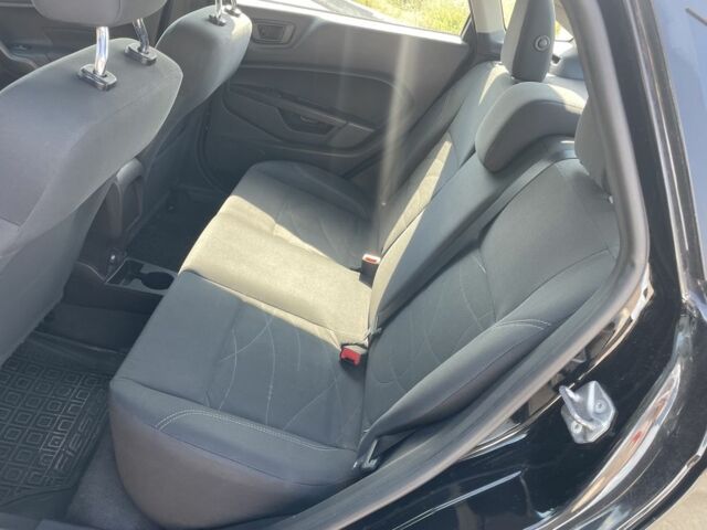 Черный Форд Фиеста, объемом двигателя 1.6 л и пробегом 97 тыс. км за 6777 $, фото 11 на Automoto.ua