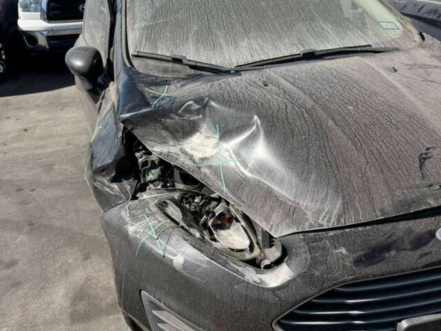 Черный Форд Фиеста, объемом двигателя 1.6 л и пробегом 146 тыс. км за 6900 $, фото 15 на Automoto.ua