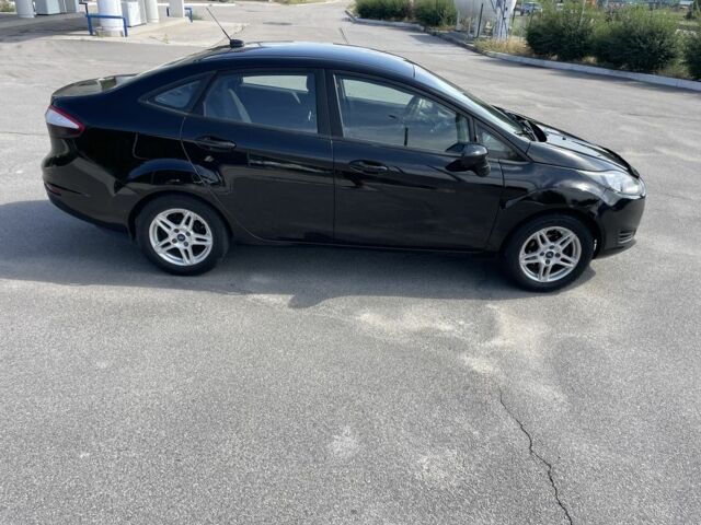 Черный Форд Фиеста, объемом двигателя 1.6 л и пробегом 97 тыс. км за 6777 $, фото 5 на Automoto.ua