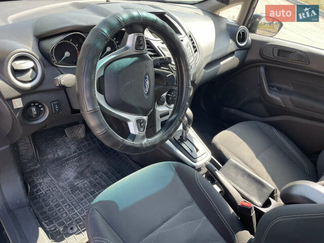 Черный Форд Фиеста, объемом двигателя 1.6 л и пробегом 98 тыс. км за 6777 $, фото 16 на Automoto.ua