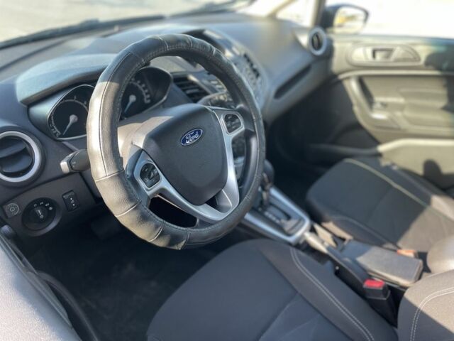 Черный Форд Фиеста, объемом двигателя 1.6 л и пробегом 97 тыс. км за 6777 $, фото 15 на Automoto.ua