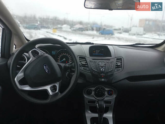 Черный Форд Фиеста, объемом двигателя 1.6 л и пробегом 80 тыс. км за 8000 $, фото 4 на Automoto.ua