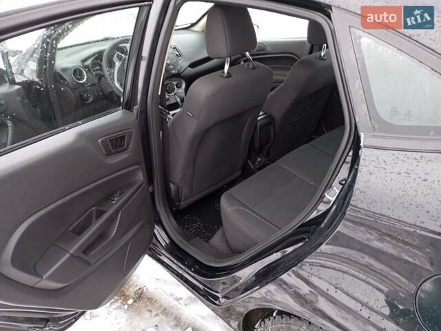 Черный Форд Фиеста, объемом двигателя 1.6 л и пробегом 80 тыс. км за 8000 $, фото 10 на Automoto.ua