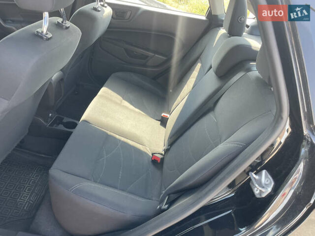 Черный Форд Фиеста, объемом двигателя 1.6 л и пробегом 98 тыс. км за 6777 $, фото 14 на Automoto.ua