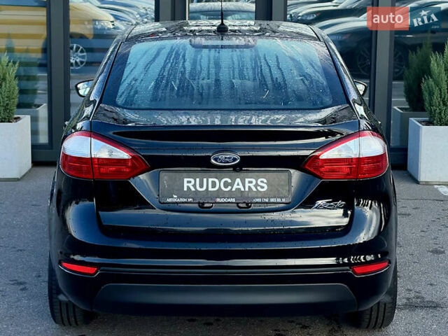 Черный Форд Фиеста, объемом двигателя 1.6 л и пробегом 63 тыс. км за 8399 $, фото 4 на Automoto.ua