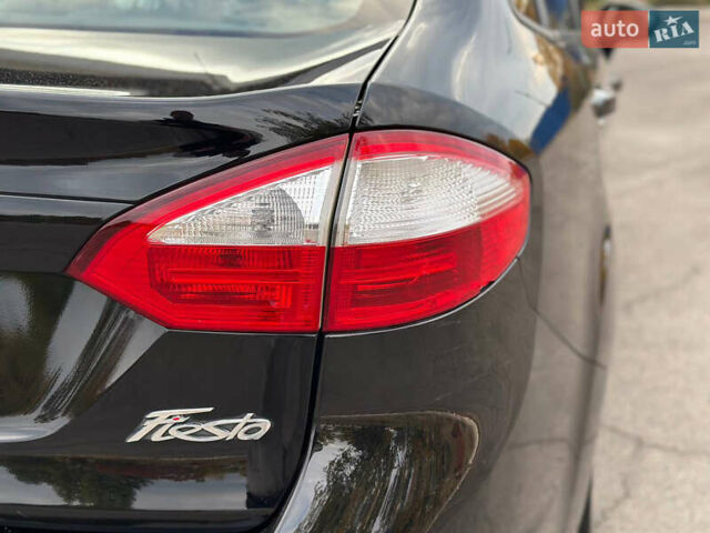 Черный Форд Фиеста, объемом двигателя 1.6 л и пробегом 298 тыс. км за 6500 $, фото 30 на Automoto.ua