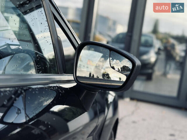 Черный Форд Фиеста, объемом двигателя 1.6 л и пробегом 63 тыс. км за 8399 $, фото 23 на Automoto.ua