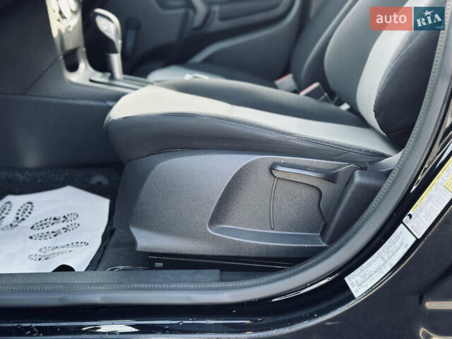 Черный Форд Фиеста, объемом двигателя 1.6 л и пробегом 63 тыс. км за 8399 $, фото 15 на Automoto.ua