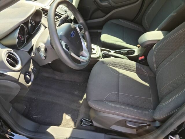 Черный Форд Фиеста, объемом двигателя 0 л и пробегом 80 тыс. км за 9200 $, фото 12 на Automoto.ua