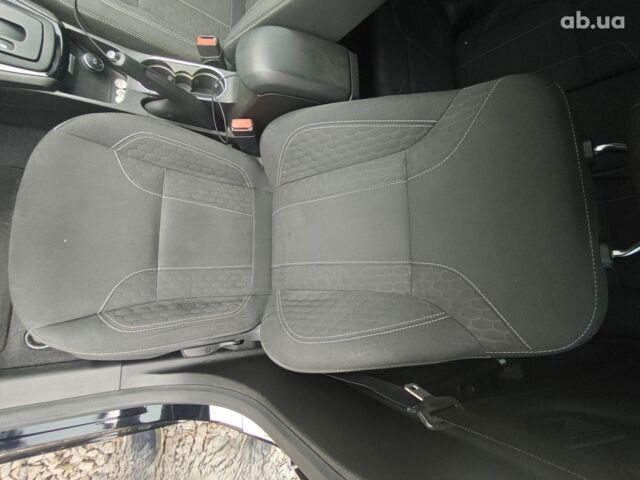 Чорний Форд Фієста, об'ємом двигуна 1.6 л та пробігом 84 тис. км за 8100 $, фото 9 на Automoto.ua