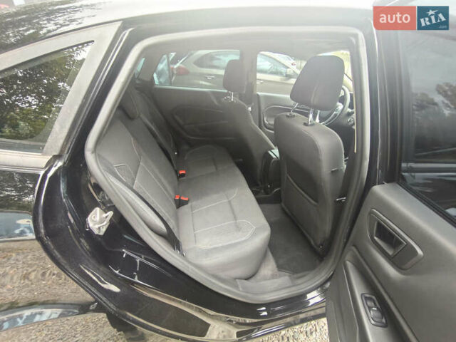 Черный Форд Фиеста, объемом двигателя 1.6 л и пробегом 84 тыс. км за 9500 $, фото 17 на Automoto.ua