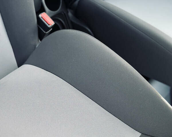 Черный Форд Фиеста, объемом двигателя 1.6 л и пробегом 63 тыс. км за 8399 $, фото 19 на Automoto.ua