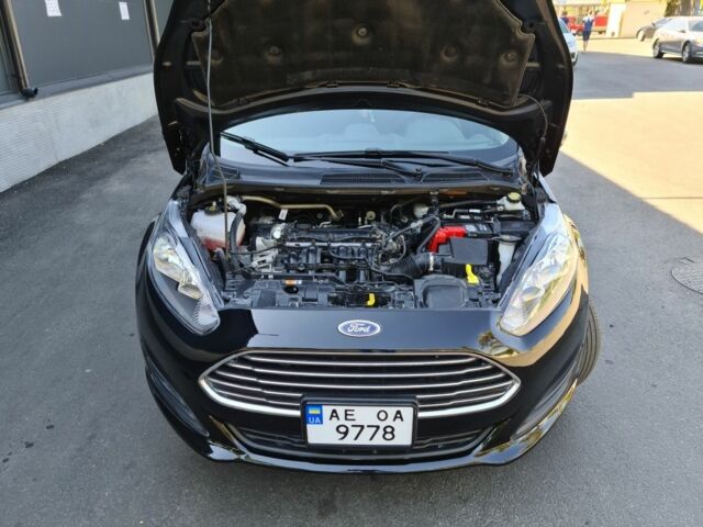 Черный Форд Фиеста, объемом двигателя 0 л и пробегом 80 тыс. км за 9200 $, фото 4 на Automoto.ua