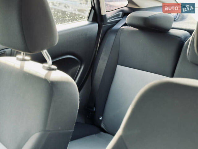 Черный Форд Фиеста, объемом двигателя 1.6 л и пробегом 63 тыс. км за 8399 $, фото 18 на Automoto.ua