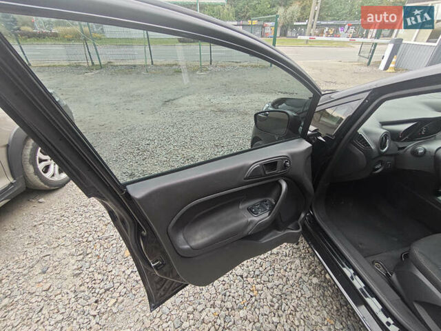 Черный Форд Фиеста, объемом двигателя 1.6 л и пробегом 84 тыс. км за 9500 $, фото 10 на Automoto.ua
