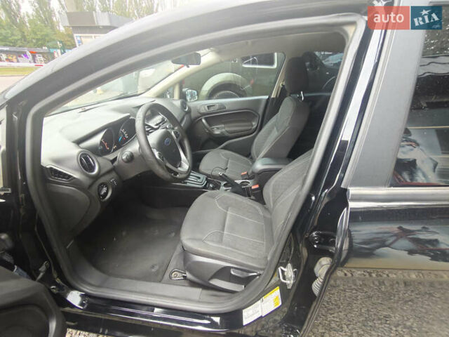 Черный Форд Фиеста, объемом двигателя 1.6 л и пробегом 84 тыс. км за 8100 $, фото 8 на Automoto.ua