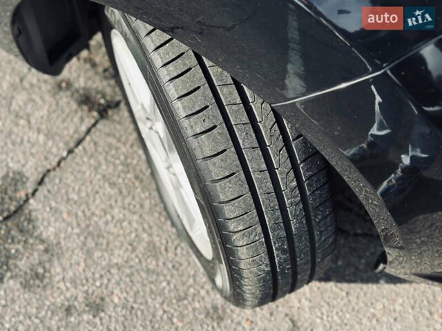 Черный Форд Фиеста, объемом двигателя 1.6 л и пробегом 63 тыс. км за 8399 $, фото 47 на Automoto.ua