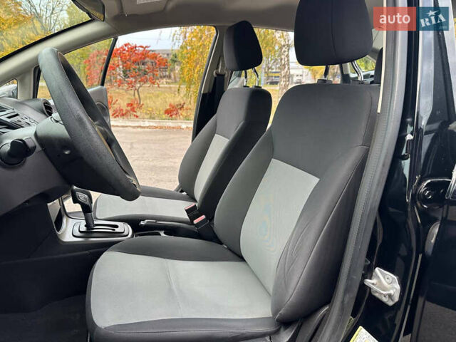 Черный Форд Фиеста, объемом двигателя 1.6 л и пробегом 298 тыс. км за 6500 $, фото 7 на Automoto.ua