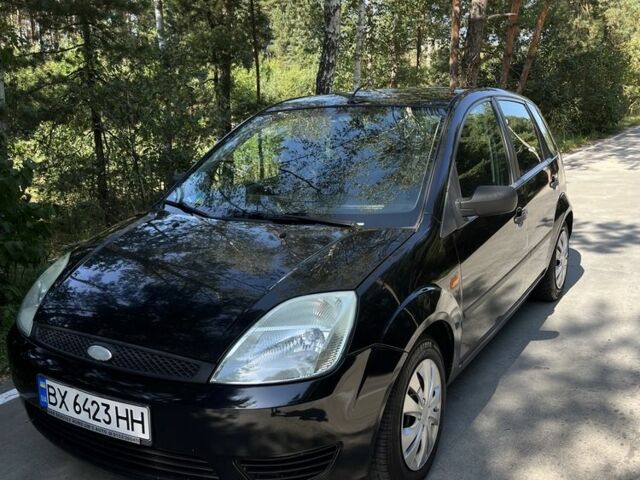 Черный Форд Фиеста, объемом двигателя 1.3 л и пробегом 3 тыс. км за 3000 $, фото 6 на Automoto.ua