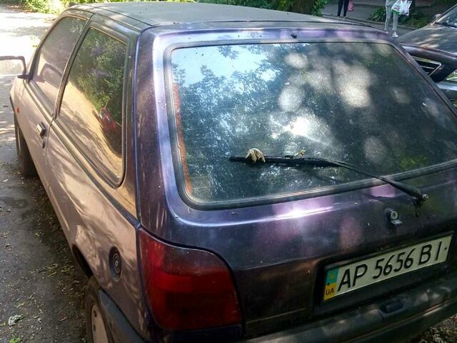 Фиолетовый Форд Фиеста, объемом двигателя 1.9 л и пробегом 250 тыс. км за 950 $, фото 2 на Automoto.ua