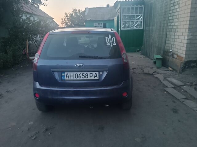 Фіолетовий Форд Фієста, об'ємом двигуна 1.4 л та пробігом 277 тис. км за 3000 $, фото 3 на Automoto.ua