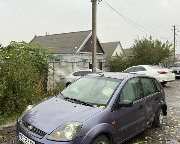 Форд Фиеста 2006 в Запорожье на Automoto.ua Фиолетовый Форд Фиеста, объемом двигателя 1.39 л и пробегом 157 тыс. км за 1800 $, фото 3 на Automoto.ua