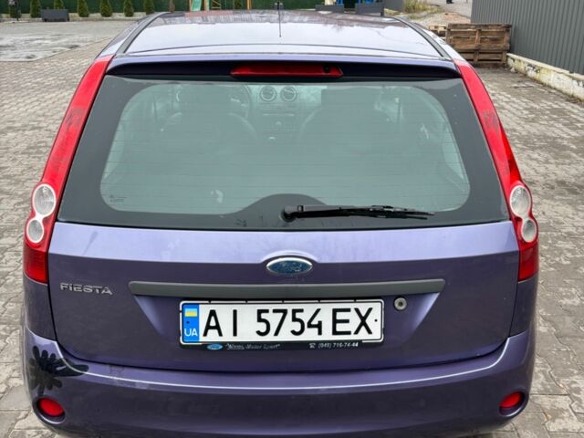 Фиолетовый Форд Фиеста, объемом двигателя 1.3 л и пробегом 220 тыс. км за 3000 $, фото 4 на Automoto.ua