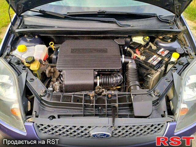 Форд Фиеста 2006 в Сумах на Automoto.ua Фиолетовый Форд Фиеста, объемом двигателя 1.3 л и пробегом 145 тыс. км за 3800 $, фото 8 на Automoto.ua