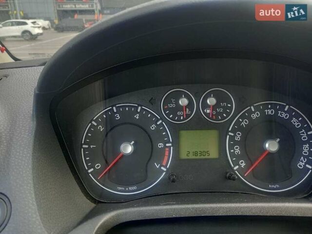 Фиолетовый Форд Фиеста, объемом двигателя 1.24 л и пробегом 218 тыс. км за 4250 $, фото 4 на Automoto.ua