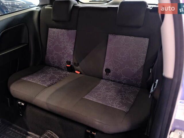 Фиолетовый Форд Фиеста, объемом двигателя 1.4 л и пробегом 144 тыс. км за 4900 $, фото 25 на Automoto.ua