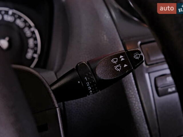 Фиолетовый Форд Фиеста, объемом двигателя 1.4 л и пробегом 144 тыс. км за 4900 $, фото 19 на Automoto.ua