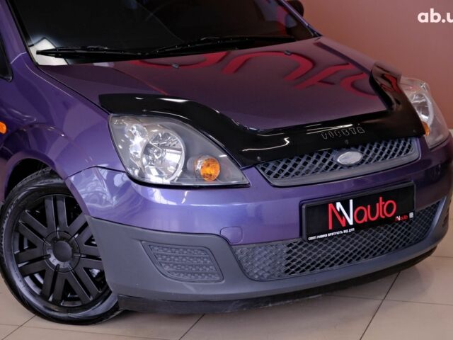 Фиолетовый Форд Фиеста, объемом двигателя 1.4 л и пробегом 144 тыс. км за 4900 $, фото 2 на Automoto.ua