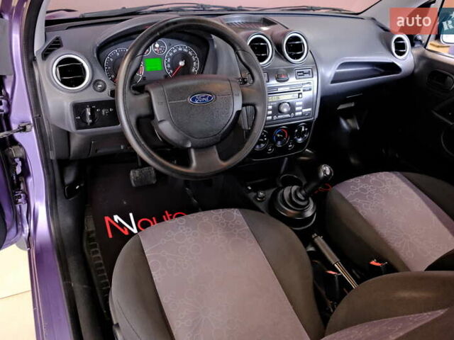 Фиолетовый Форд Фиеста, объемом двигателя 1.4 л и пробегом 144 тыс. км за 4900 $, фото 23 на Automoto.ua